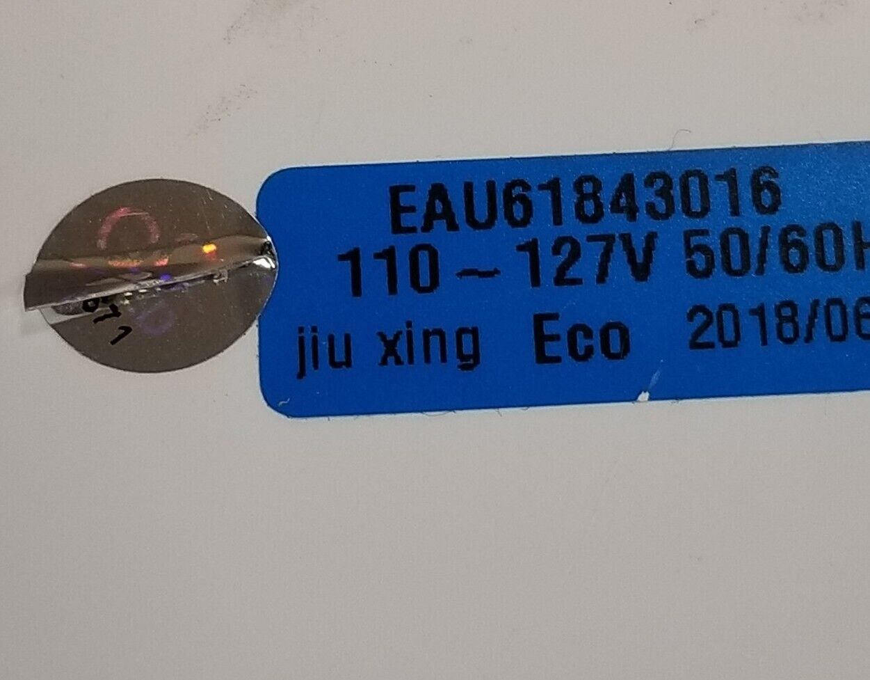OEM Replacement for LG Fridge Ice Maker Assy EAU61843016