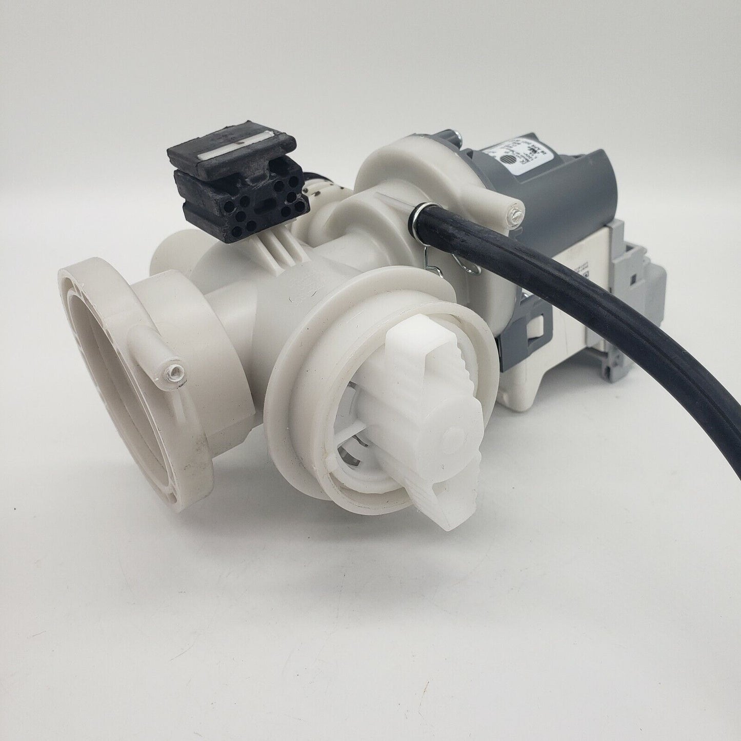 New Genuine OEM Replacement for Samsung Washer Drain Pump DC97-20621A
