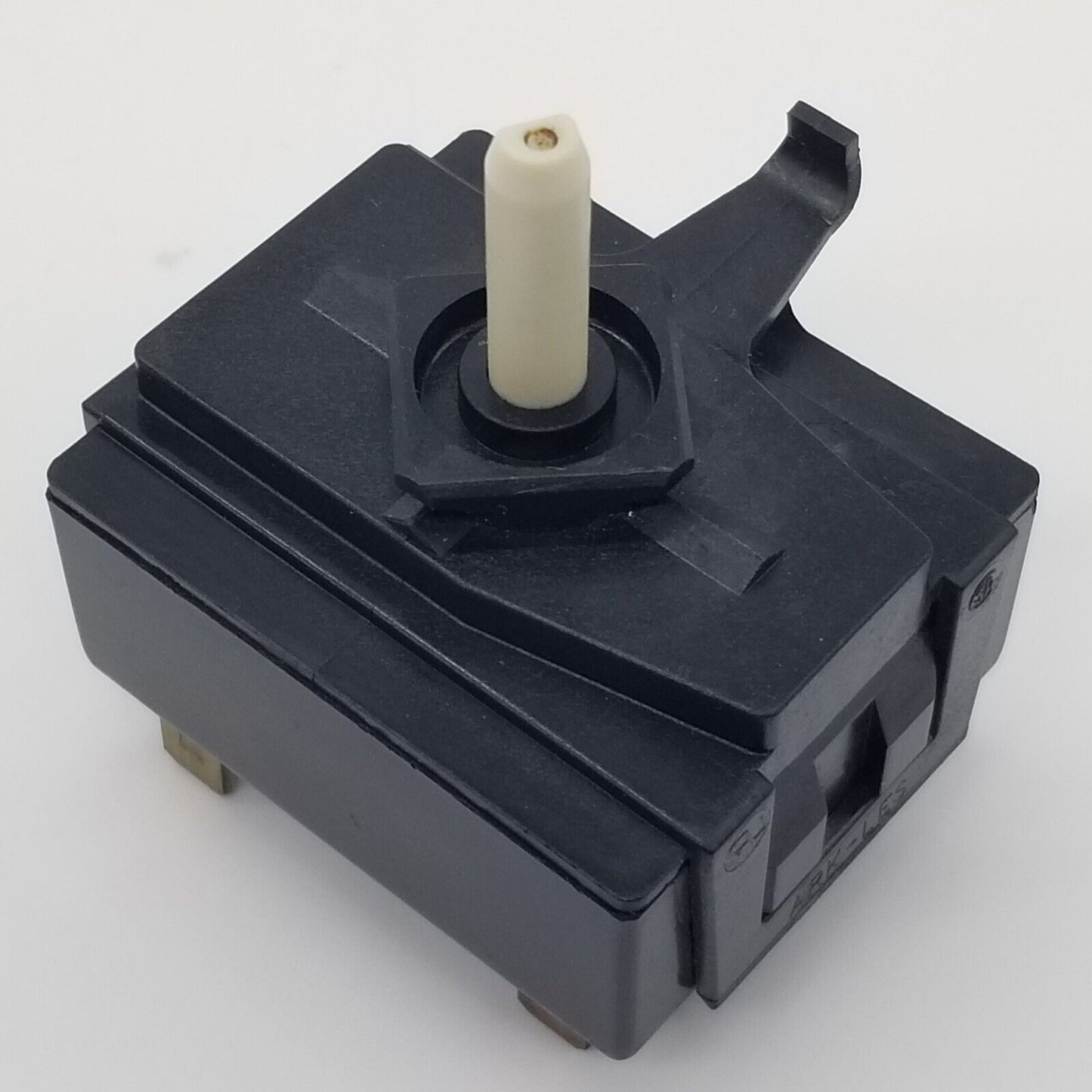 Genuine OEM Replacement for Whirlpool Washer Switch 3954573