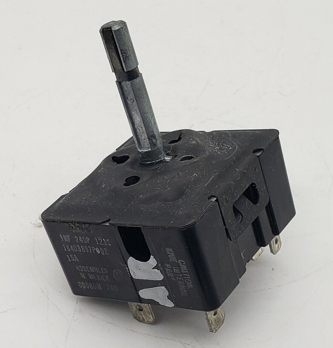 OEM Replacement for GE Range Burner Switch 164D3897P002