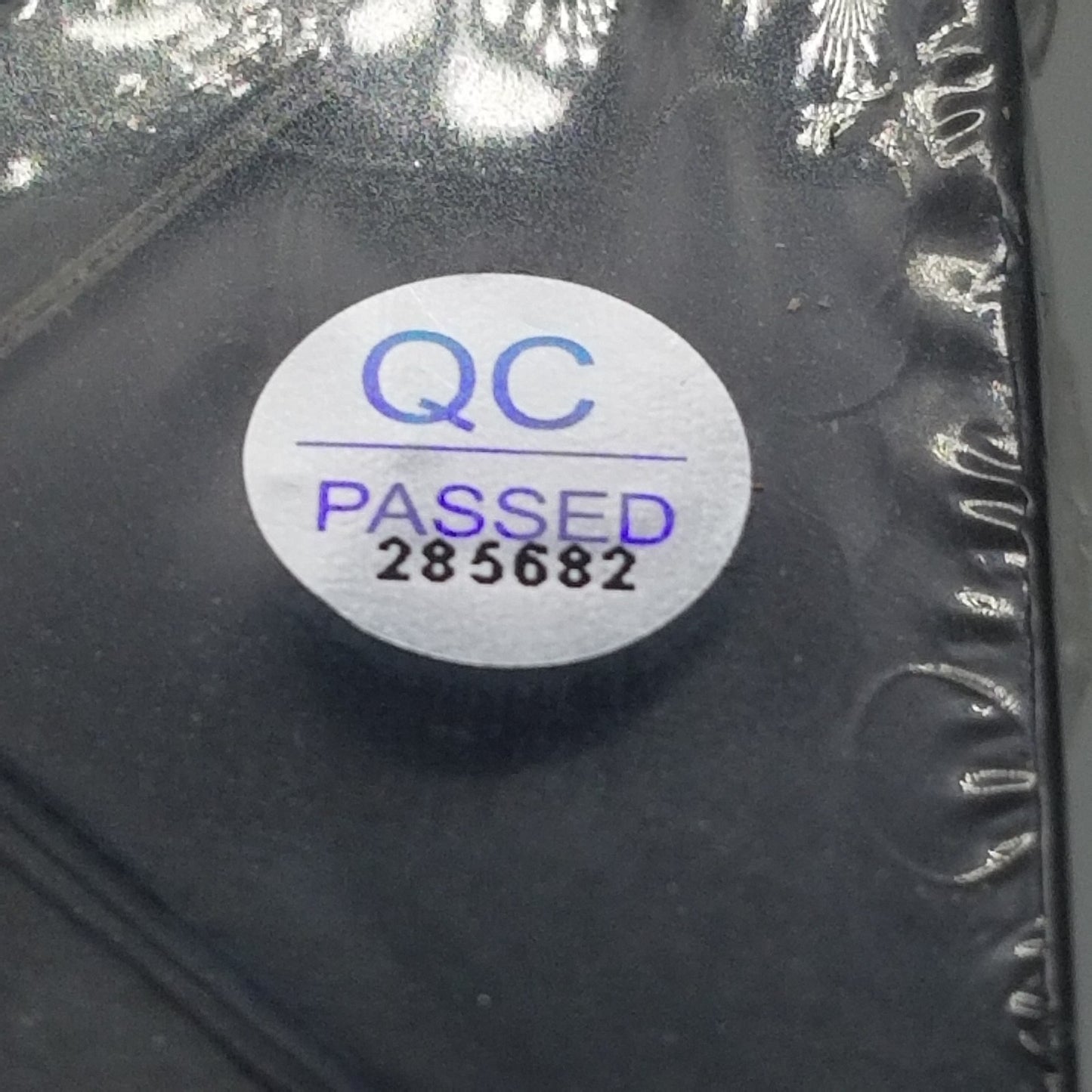 New Genuine OEM Replacement for LG Refrigerator Water Filter AGF80300704