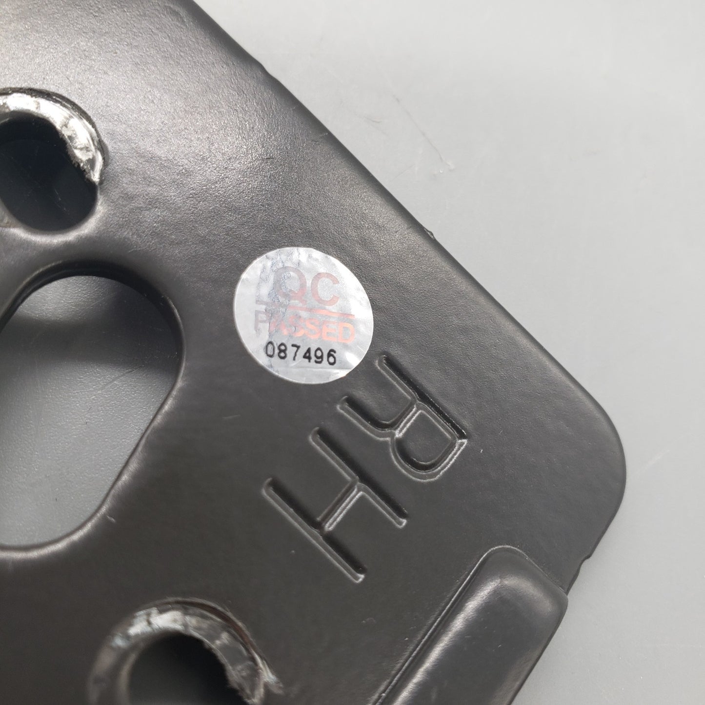 New OEM Replacement for Frigidaire Hinge Assembly 5304524636