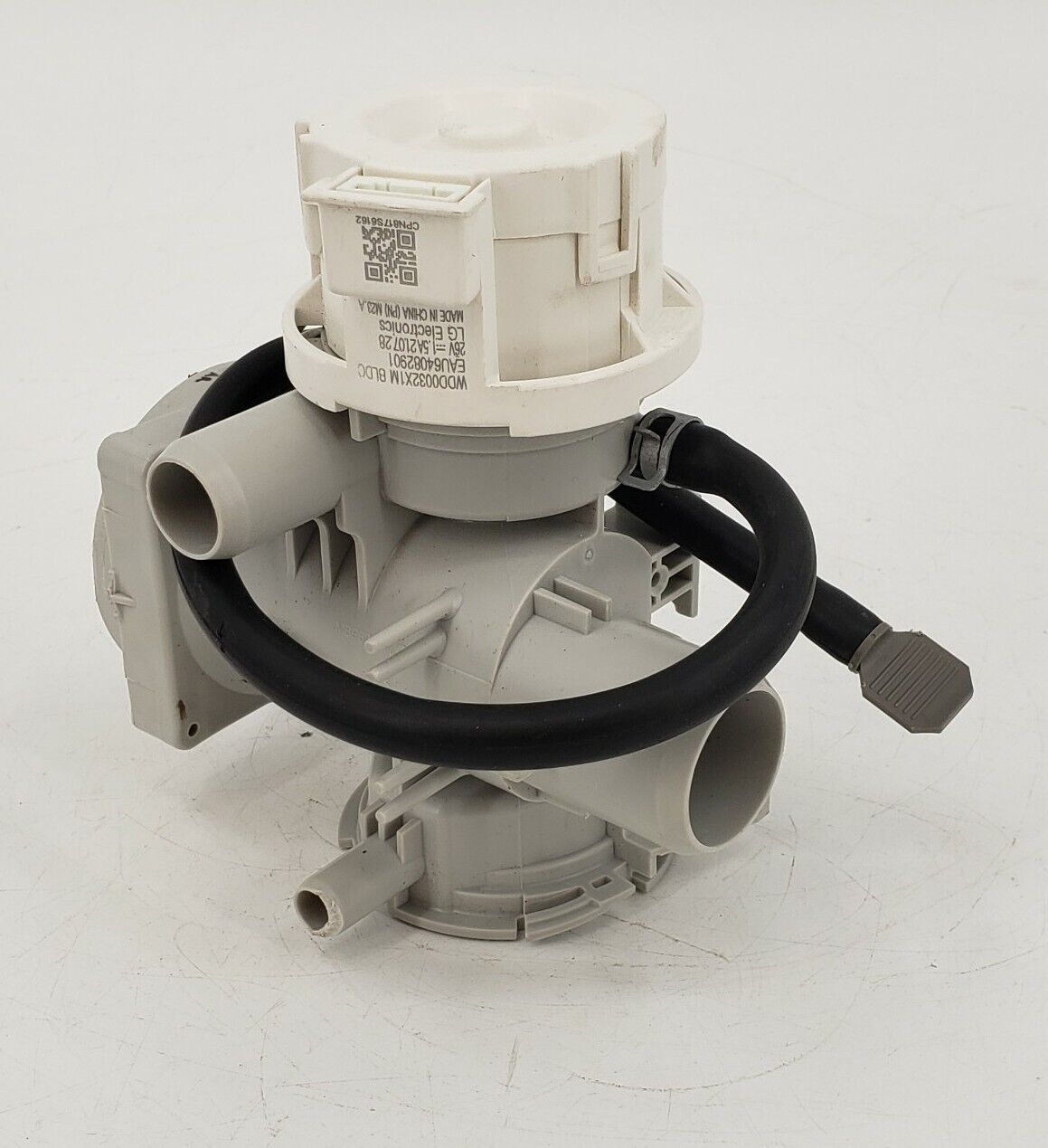New Genuine OEM Replacement for LG Washer Pump Assembly AHA75693401