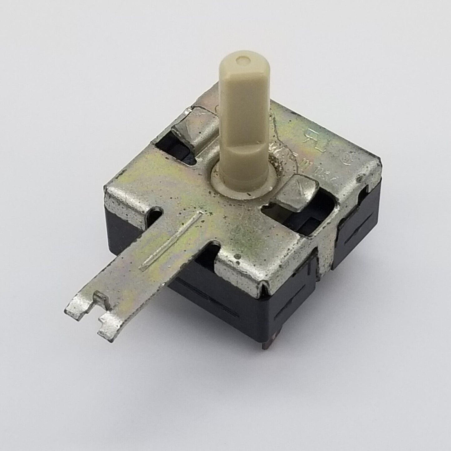 Genuine OEM Replacement for GE Dryer Switch 175D2314P002