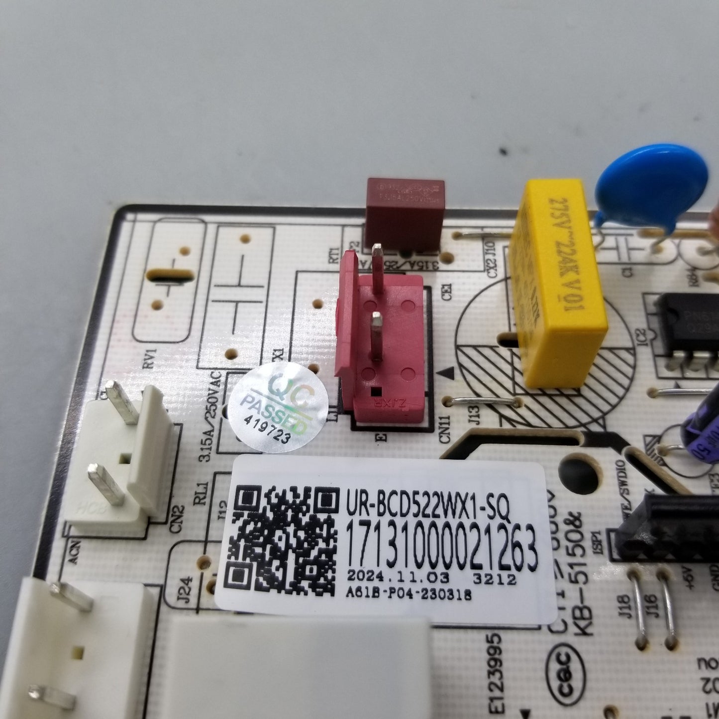 New OEM Replacement for Midea Control Board 17131000021263