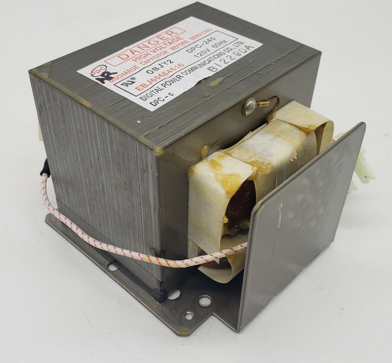 New Genuine Replacement for LG Microwave High Voltage Transformer EBJ60664610