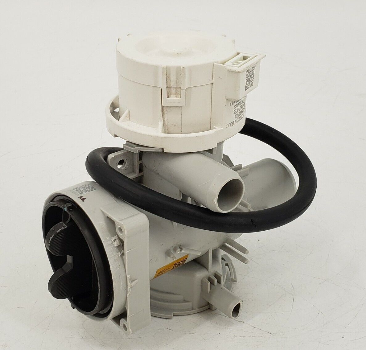 New Genuine OEM Replacement for LG Washer Pump Assembly AHA75693401