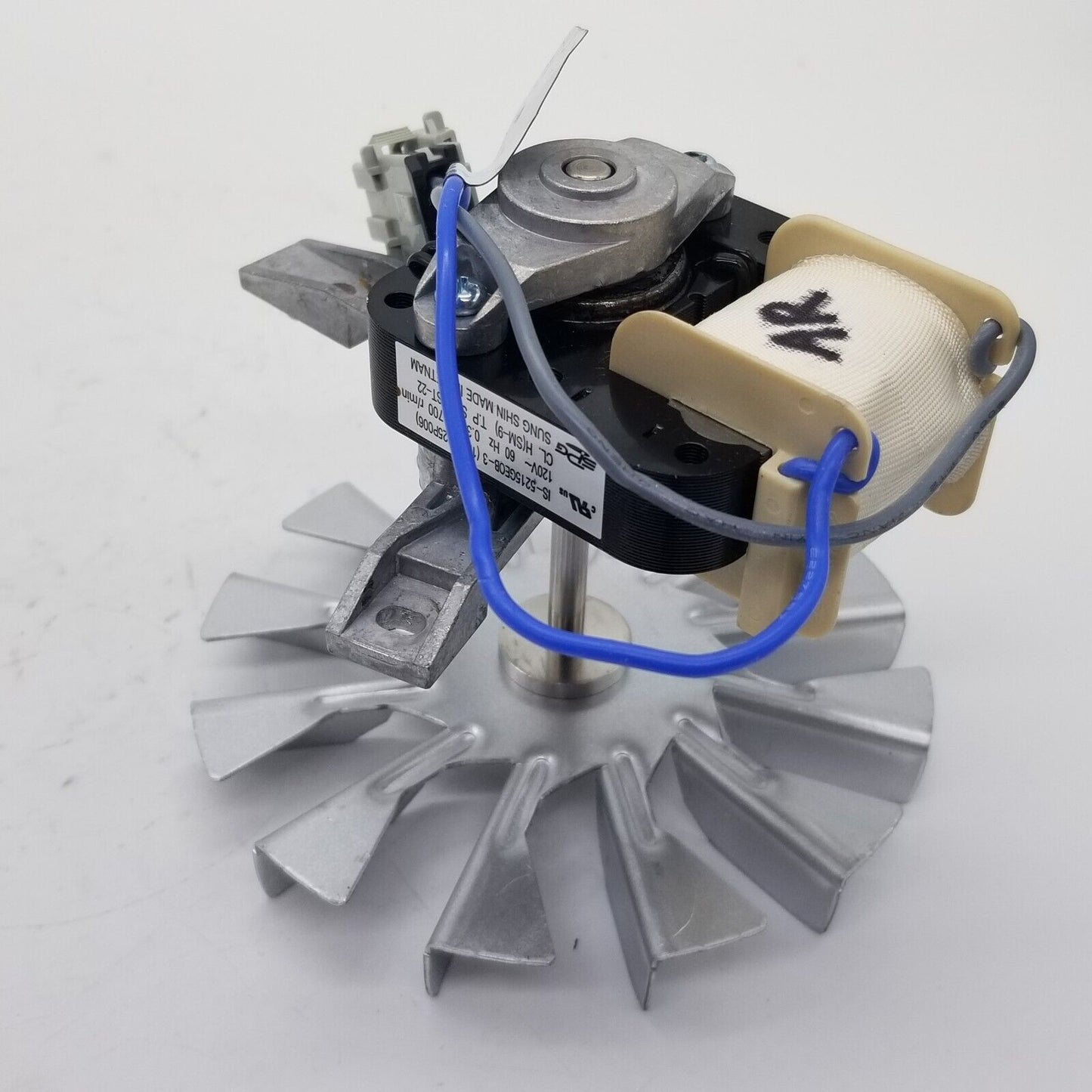 New Genuine OEM Replacement for GE Range Convection Fan Motor WB26X29574